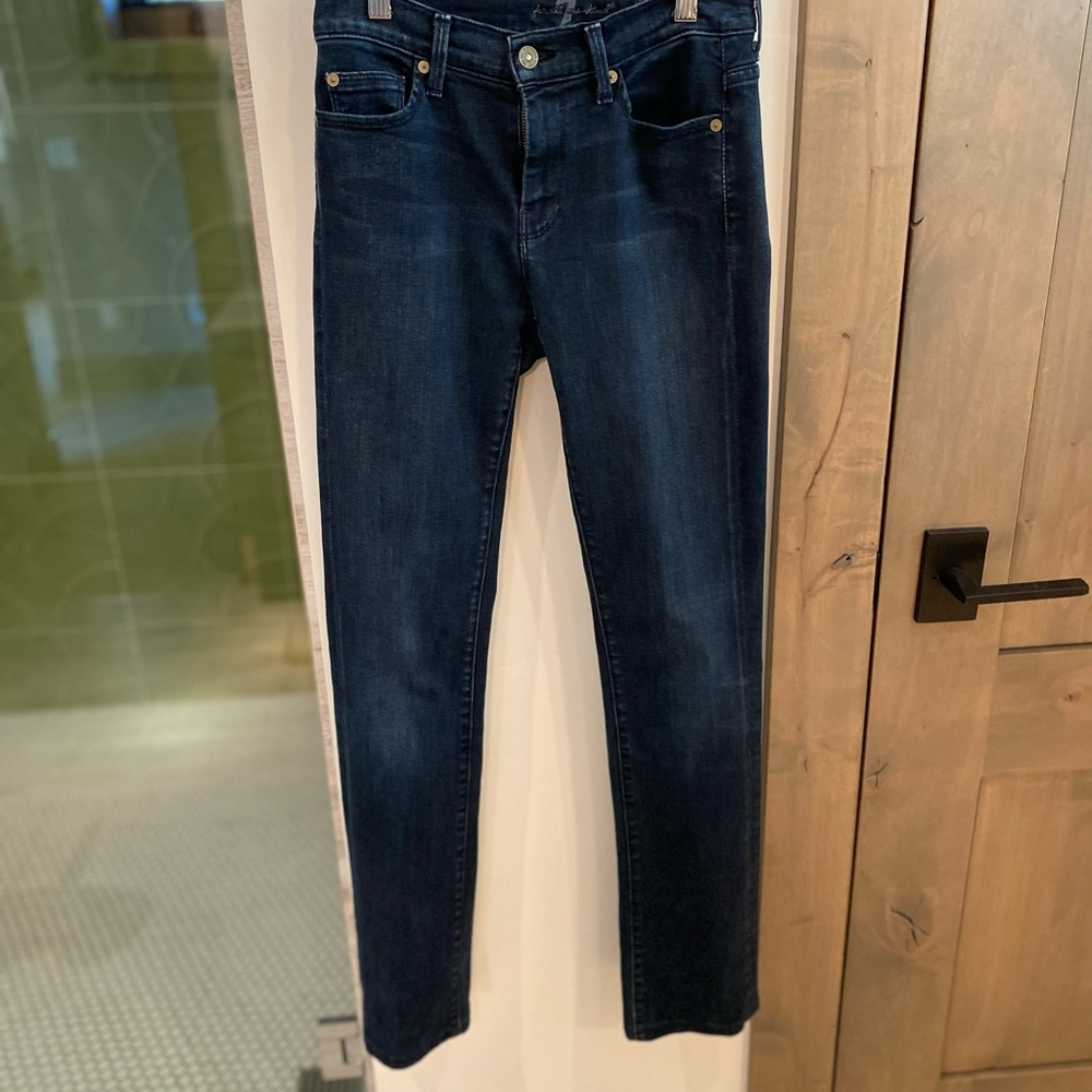 Seven jeans. Straight leg, never worn.